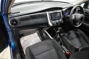 Универсал Toyota Corolla Fielder 2019 года, 1349000 рублей, Новокузнецк