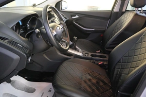 Хетчбэк Ford Focus 2012 года, 829000 рублей, Омск