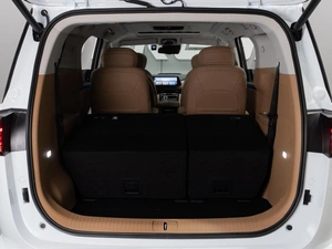 Минивэн JAC RF8 2025 года, 4875000 рублей, Тюмень