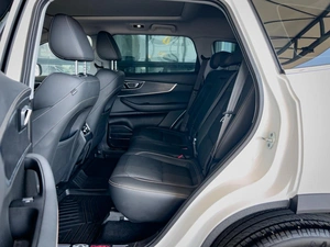 Внедорожник Chery Tiggo 8 2023 года, 1899000 рублей, Уфа