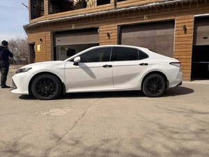 Седан Toyota Camry 2018 года, 2650000 рублей, Сосновоборск