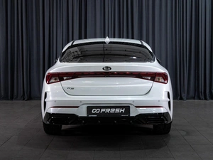 Седан Kia K5 2021 года, 2080000 рублей, Волгоград