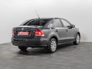 Седан Volkswagen Polo 2012 года, 875000 рублей, Красноярск