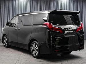 Минивэн Toyota Alphard 2019 года, 4398000 рублей, Ставрополь