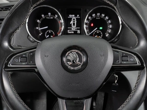 Внедорожник Skoda Yeti 2016 года, 1299000 рублей, Тюмень