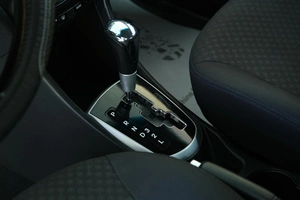 Хетчбэк Hyundai Solaris 2012 года, 919000 рублей, Омск