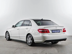 Седан Mercedes-benz E-класс 2012 года, 1449000 рублей, Москва