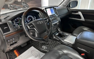 Внедорожник Toyota Land Cruiser 2019 года, 7277000 рублей, Красноярск