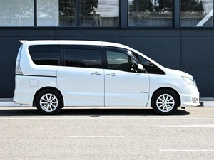 Минивэн Nissan Serena 2016 года, 1749000 рублей, Кирилловка