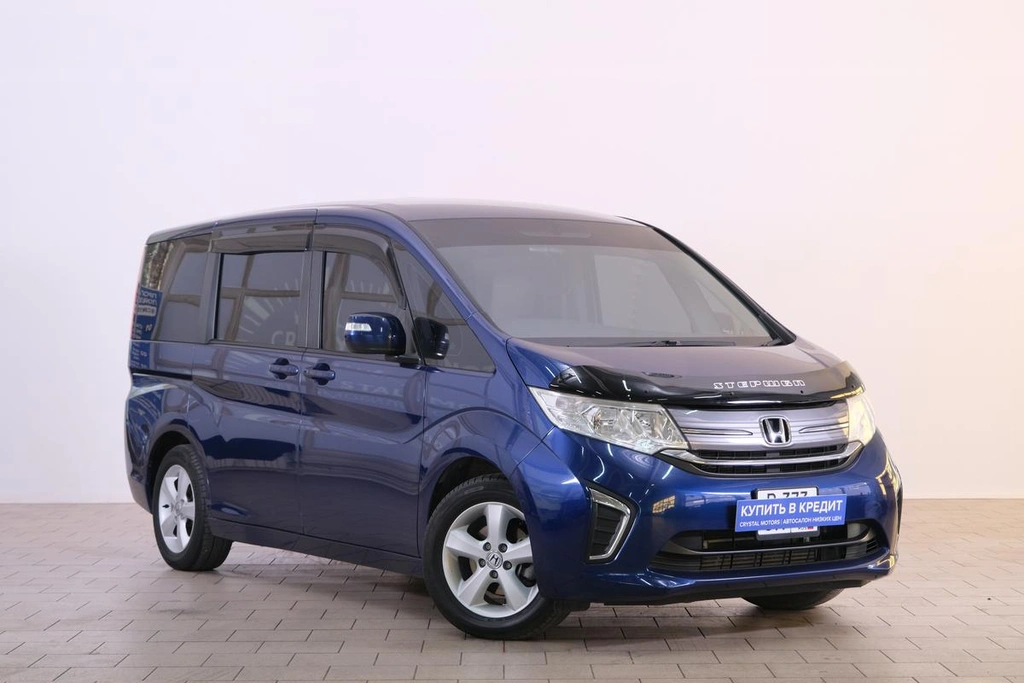 Минивэн Honda Stepwgn 2015 года, 1899000 рублей, Омск