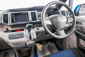 Минивэн Honda Stepwgn 2010 года, 1489000 рублей, Барнаул