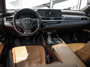 Седан Lexus ES 2018 года, 2770000 рублей, Ставрополь