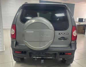 Внедорожник Chevrolet Niva 2019 года, 850000 рублей, Ачинск