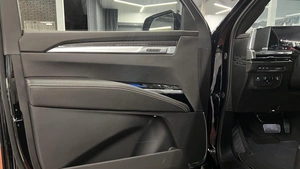 Внедорожник Cadillac Escalade-V 2026 года, 27500000 рублей, Павловская Слобода