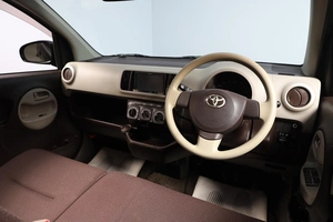 Хетчбэк Toyota Passo 2013 года, 829000 рублей, Новосибирск