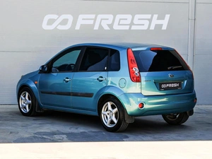 Хетчбэк Ford Fiesta 2006 года, 499000 рублей, Краснодар
