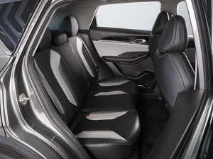 Внедорожник Geely Coolray 2023 года, 2198000 рублей, Красный Пахарь