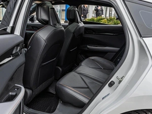 Лифтбек Changan UNI-V 2023 года, 2525000 рублей, Краснодар