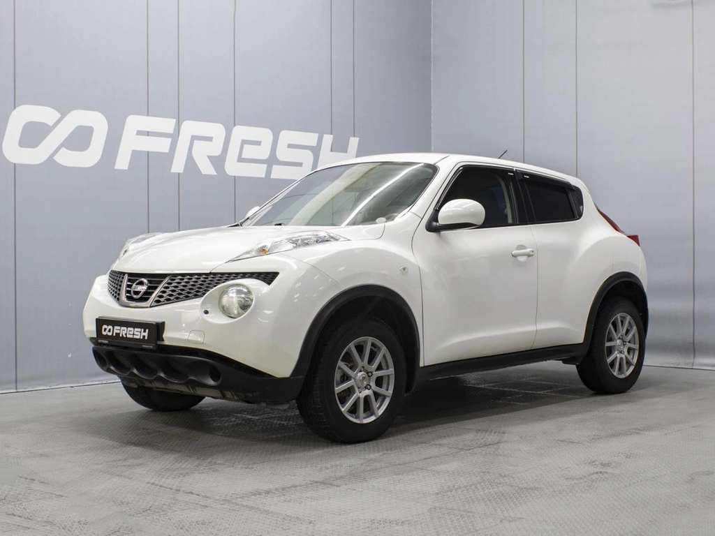 Внедорожник Nissan Juke 2011 года, 860000 рублей, Омск