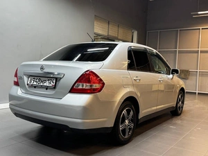 Седан Nissan Tiida 2009 года, 647000 рублей, Красноярск