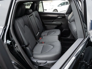 Внедорожник Toyota Highlander 2025 года, 5820000 рублей, Краснодар