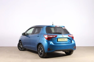 Хетчбэк Toyota Vitz 2018 года, 1179000 рублей, Новосибирск