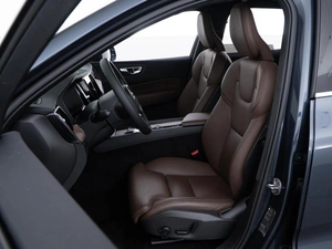 Внедорожник Volvo XC60 2024 года, 5498999 рублей, Москва