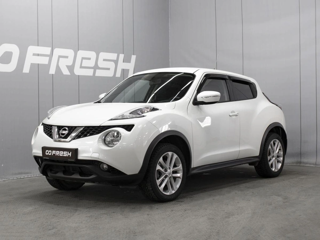 Внедорожник Nissan Juke 2015 года, 1270000 рублей, Омск