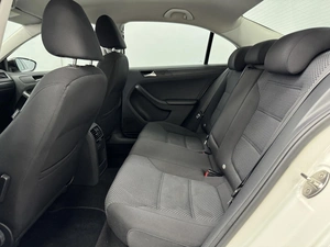 Седан Volkswagen Jetta 2014 года, 885000 рублей, Красноярск