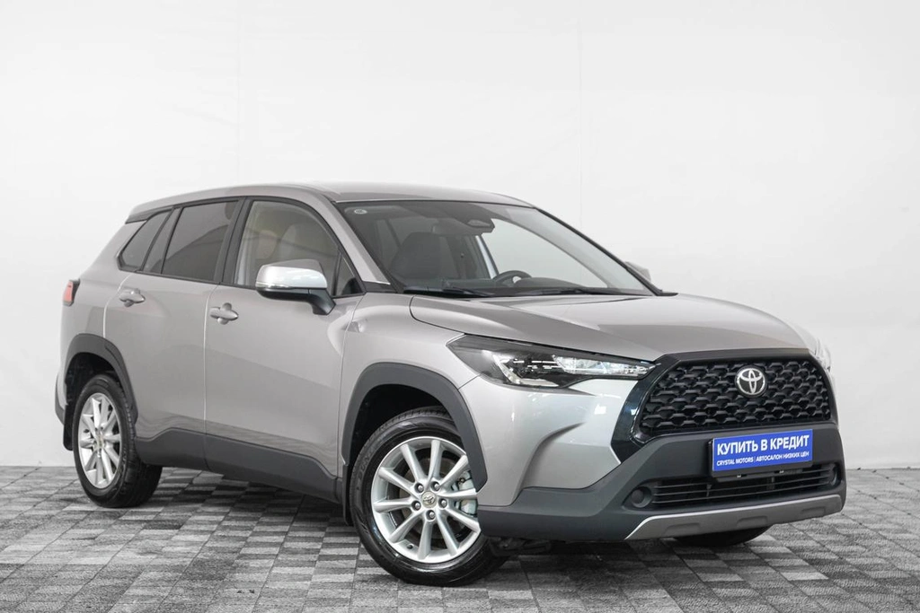 Внедорожник Toyota Corolla Cross 2024 года, 2949000 рублей, Кемерово
