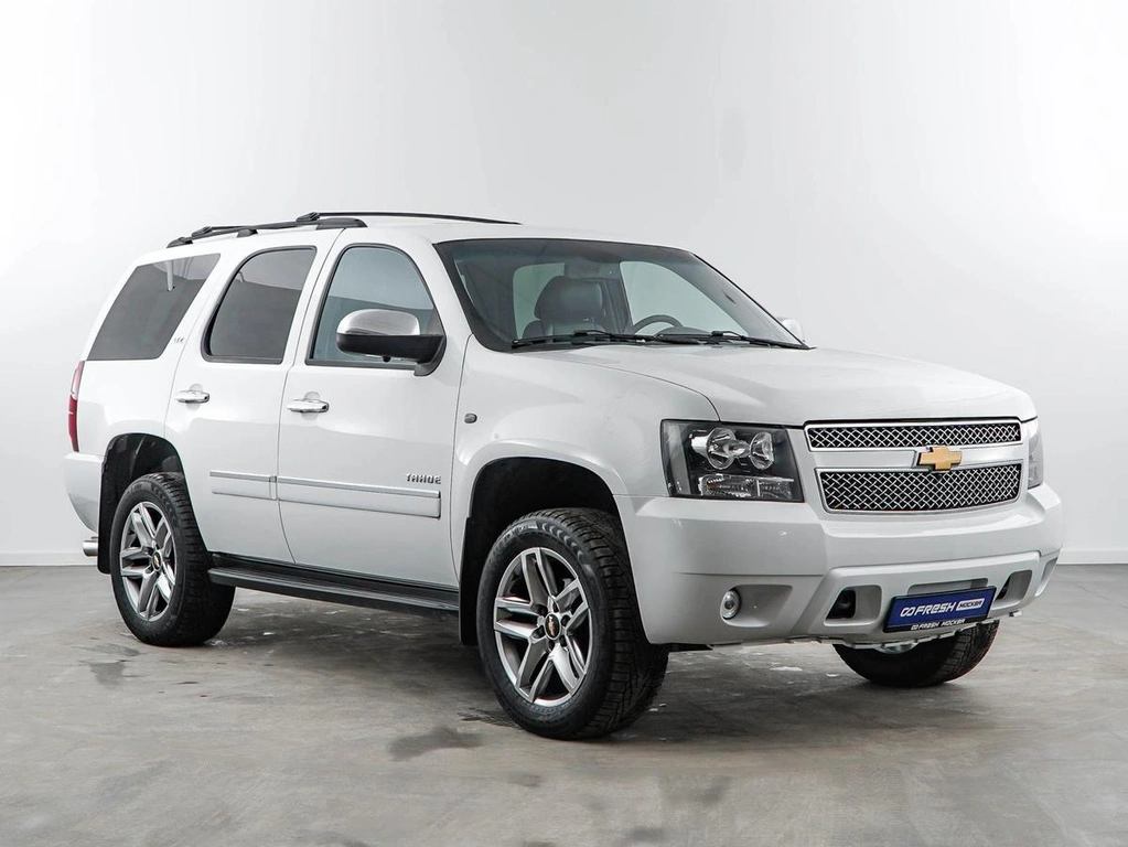 Внедорожник Chevrolet Tahoe 2013 года, 1974400 рублей, Москва