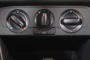 Седан Volkswagen Polo 2011 года, 719000 рублей, Омск