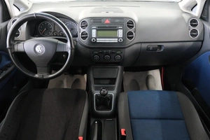 Хетчбэк Volkswagen Golf Plus 2008 года, 669000 рублей, Омск