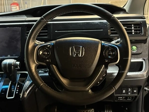 Минивэн Honda Stepwgn 2020 года, 2677000 рублей, Красноярск