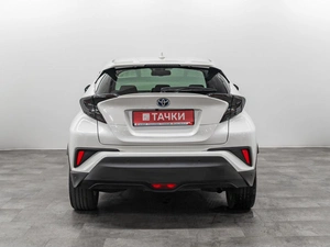 Внедорожник Toyota C-HR 2017 года, 1890000 рублей, Красноярск