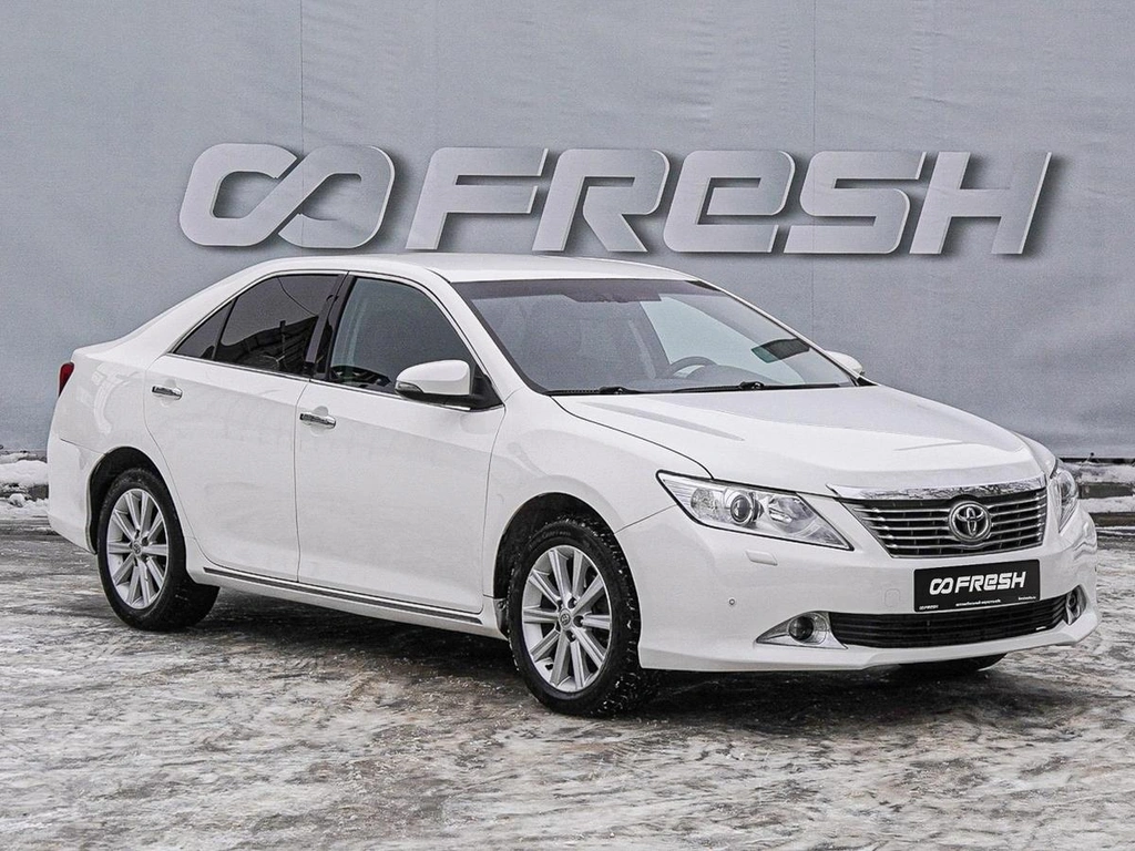 Седан Toyota Camry 2012 года, 1669000 рублей, Волгоград