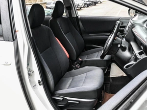 Минивэн Toyota Sienta 2015 года, 1319000 рублей, Кирилловка