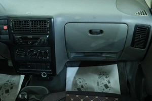 Фургон Volkswagen Caddy 2002 года, 559000 рублей, Омск