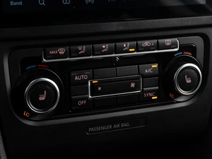 Хетчбэк Volkswagen Golf GTI 2012 года, 1599000 рублей, Тюмень