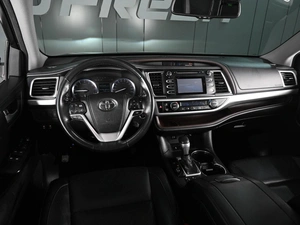 Внедорожник Toyota Highlander 2014 года, 2979000 рублей, Аксай