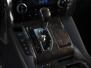 Минивэн Toyota Alphard 2019 года, 6557888 рублей, Омск