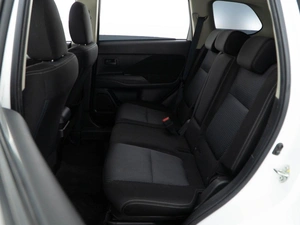 Внедорожник Mitsubishi Outlander 2016 года, 1879050 рублей, Москва