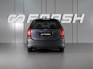 Минивэн Toyota Wish 2005 года, 850000 рублей, Красный Пахарь