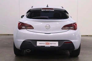 Хэтчбек Opel Astra 2012 года, 880000 рублей, Брянск