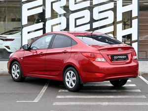 Седан Hyundai Solaris 2013 года, 949000 рублей, Волгоград