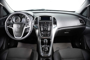Хетчбэк Opel Astra 2011 года, 709000 рублей, Пермь
