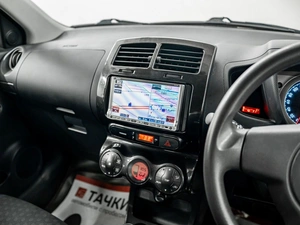 Хетчбэк Toyota Ist 2010 года, 960000 рублей, Красноярск