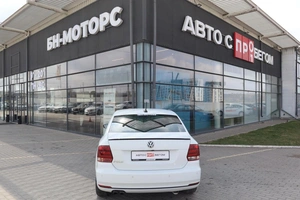 Седан Volkswagen Polo 2019 года, 1365000 рублей, Мирное