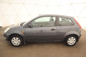 Хэтчбек Ford Fiesta 2004 года, 390000 рублей, Орёл