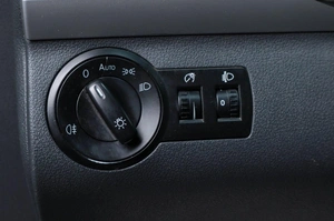 Минивэн Volkswagen Touran 2010 года, 839000 рублей, Челябинск